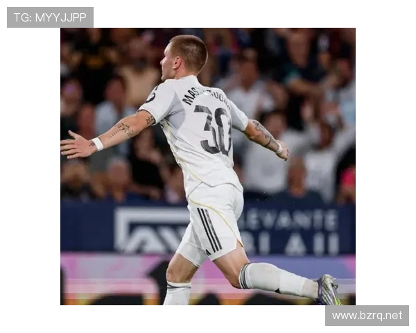 皇马考虑外租马斯坦托诺 本菲卡欲引入